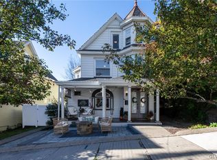 838 N Clewell St, Fountain Hill, PA 18015