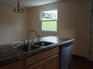 236 Quail Dr, Greensburg, PA 15601