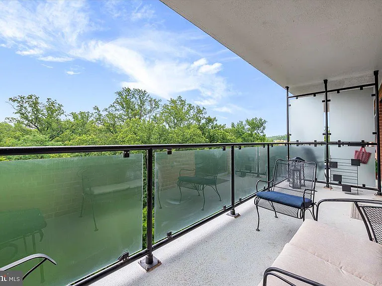4201 Cathedral Ave NW #908E — Photo 21
