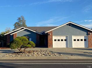 574 Yellowstone Dr, Vacaville, CA