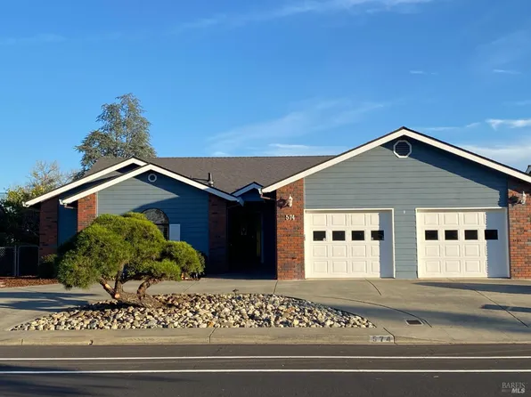 574 Yellowstone Drive, Vacaville, CA 95687