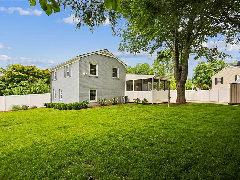 3801 Denfeld Ave — Photo 16