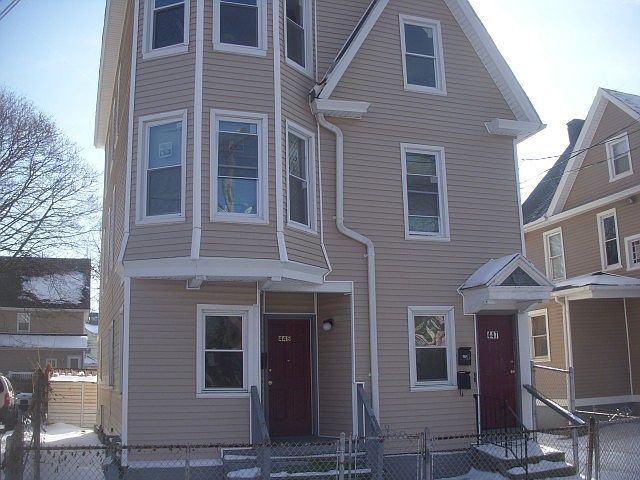 2nd image of 445 Maplewood Ave