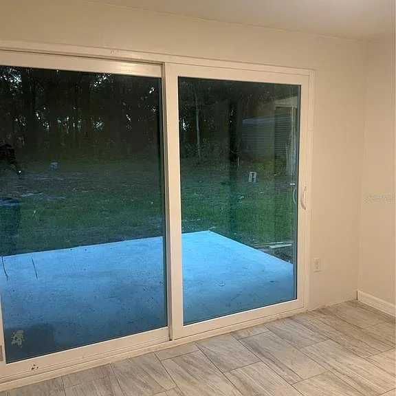 107 Earls Ln — Photo 16