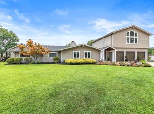 1537 Windridge Ct, Saint Louis, MO