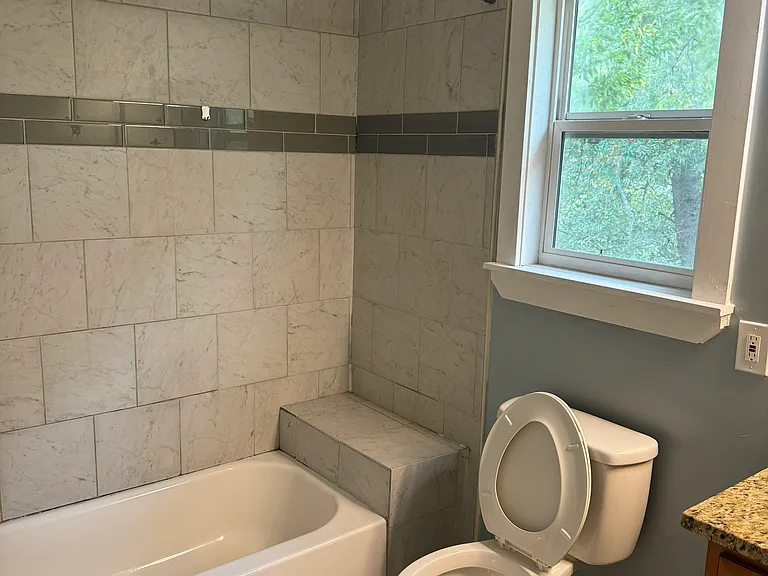 2700 Buchanan St — Photo 25
