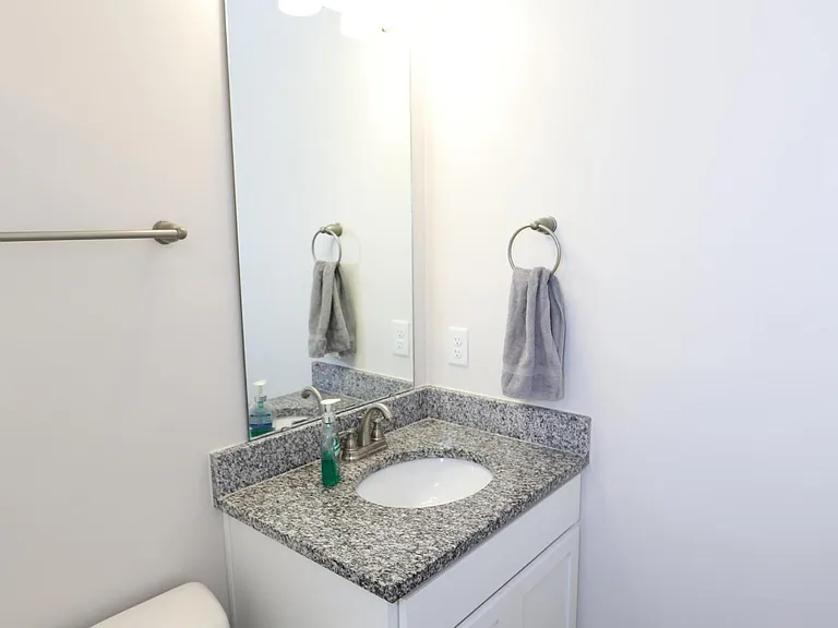 870 Curlew Cir — Photo 12