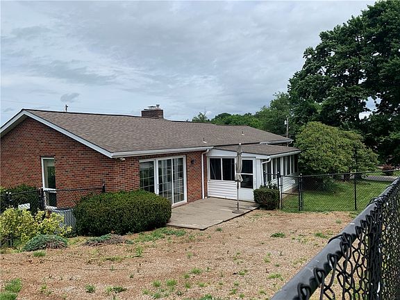 5th image of 331 Westbrook Dr