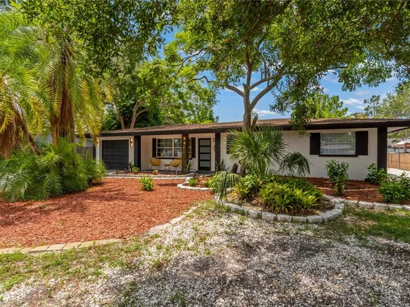2932 Sequoia Ln, Sarasota, FL 34237