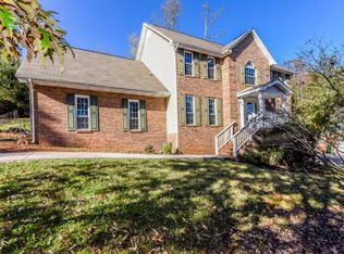 716 Knight Bridge Rd, Maryville, TN 37803