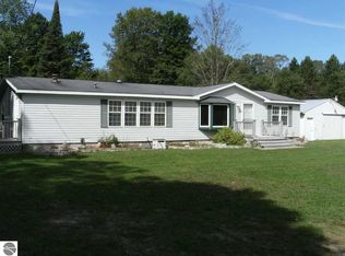 9709 NE Buck Ln, Mancelona, MI 49659