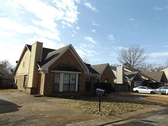 3rd image of 4252 Hickory Grove Dr