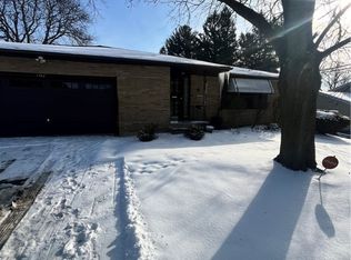 5717 Bartlett Rd, Bedford Heights, OH 44146