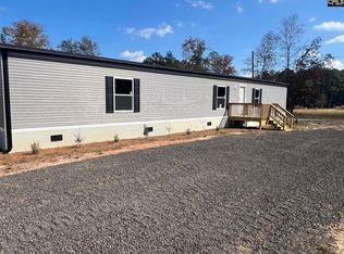 88 Lady Ashley Dr, Saint Matthews, SC 29135