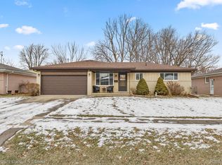 4051 Johnson Dr, Sterling Heights, MI 48310