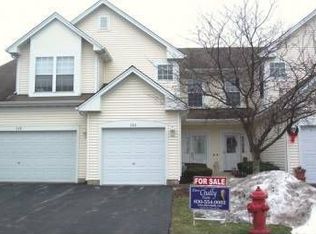 306 Buckingham Ct, Oswego, IL 60543