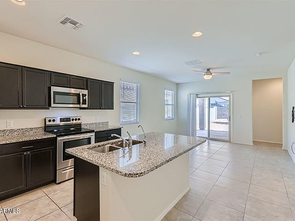 4th image of 37762 W CAPRI Avenue