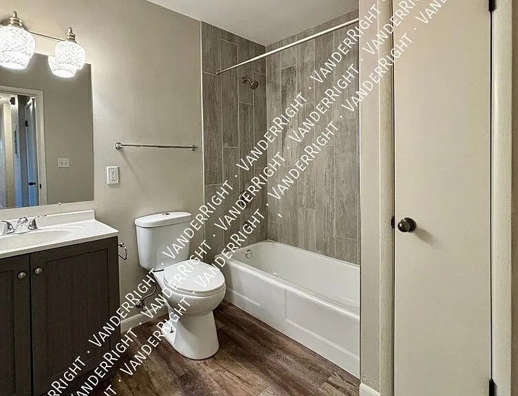 Carriage Hills Apartments — Photo 61