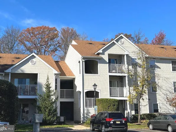 324 Walden Cir, Robbinsville, NJ 08691