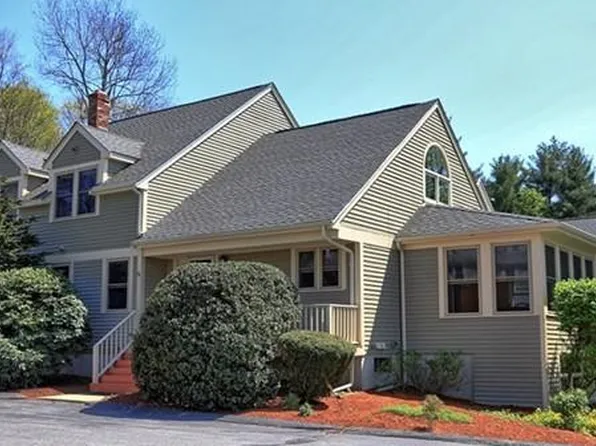 14 Fieldstone St, Upton, MA 01568