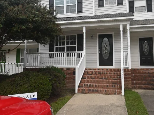 208 Wimbledon Court, Clayton, NC 27520