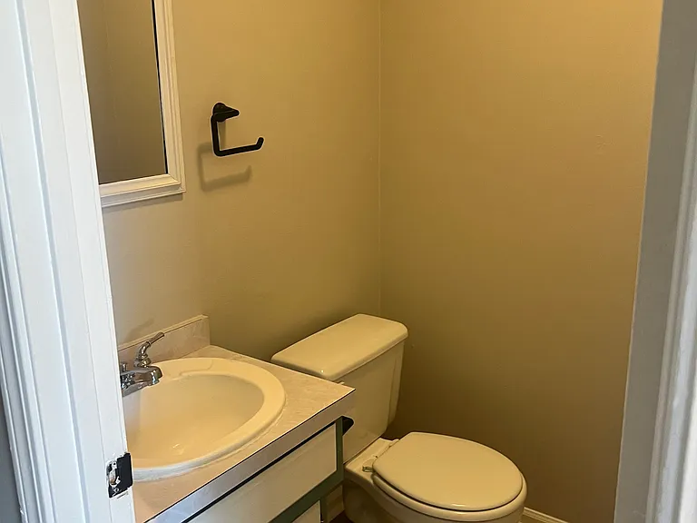 45 Jackson St #1 — Photo 4