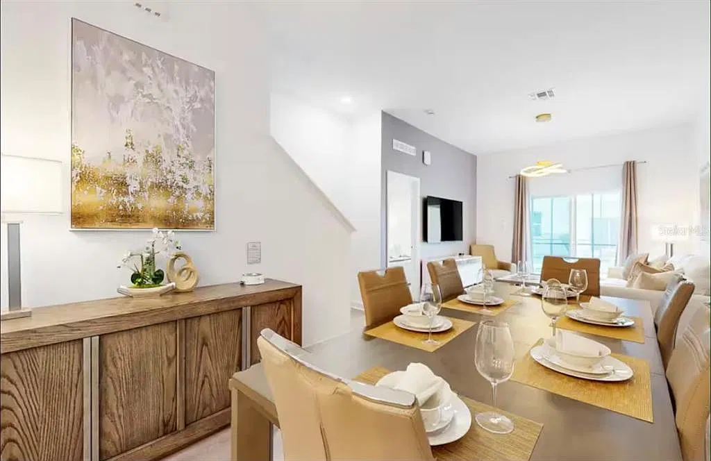 5 bed, 4.0 bath, 1671 sqft, $2,800 — Photo 4