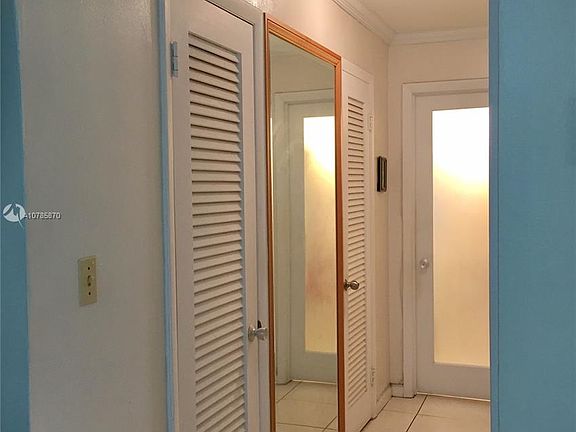 5th image of 1820 James Ave APT 2E