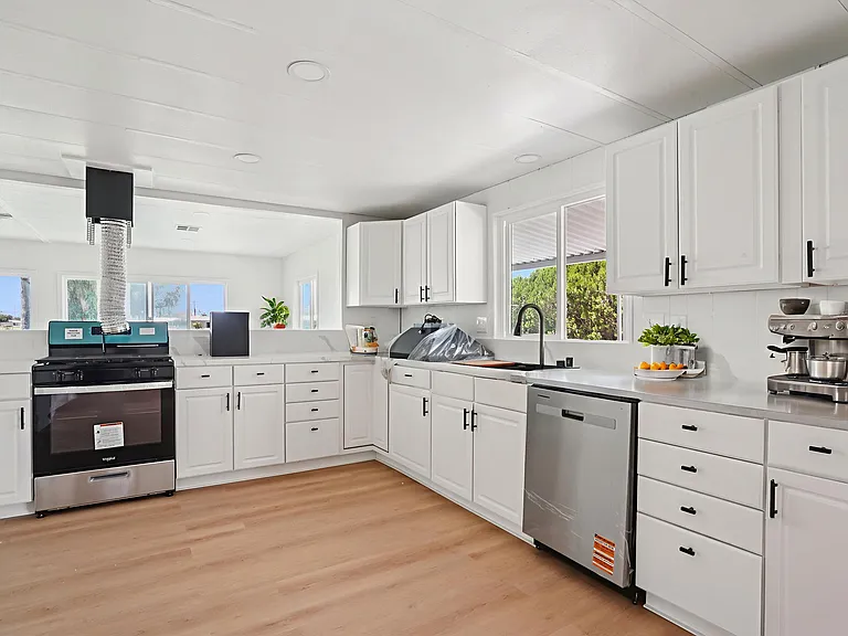 33423 Barcelona Dr — Photo 9