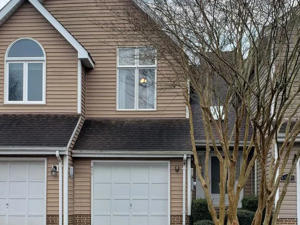 45611 Longfields Village Dr, Great Mills, MD 20634