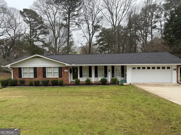 1283 Maple St SE, Conyers, GA 30013