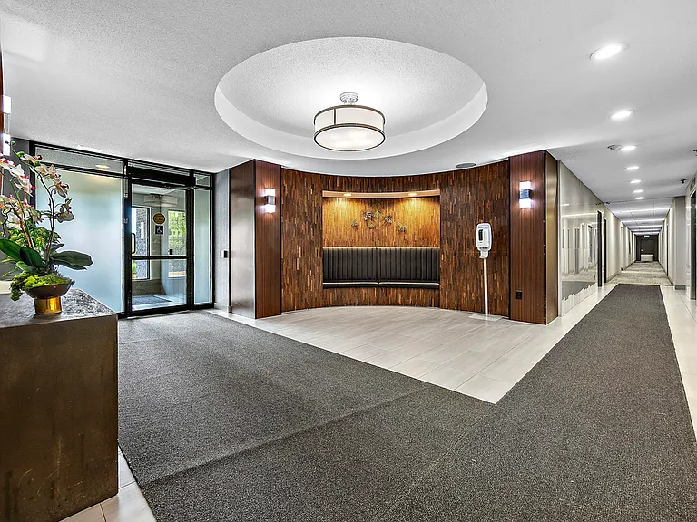 120 Torresdale Ave — Photo 12