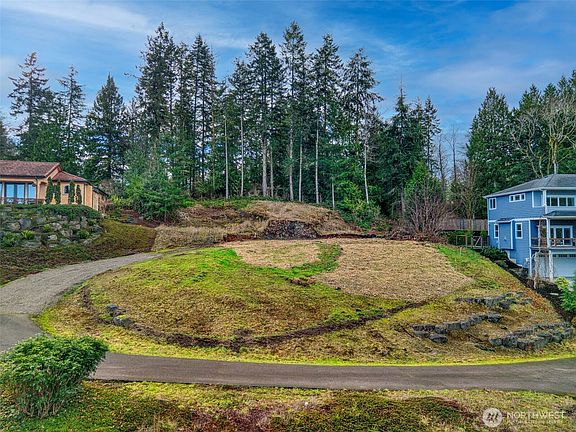 5th image of 194 Ludlow Bay Road