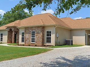 132 Redwood Dr, Lagrange, GA 30240