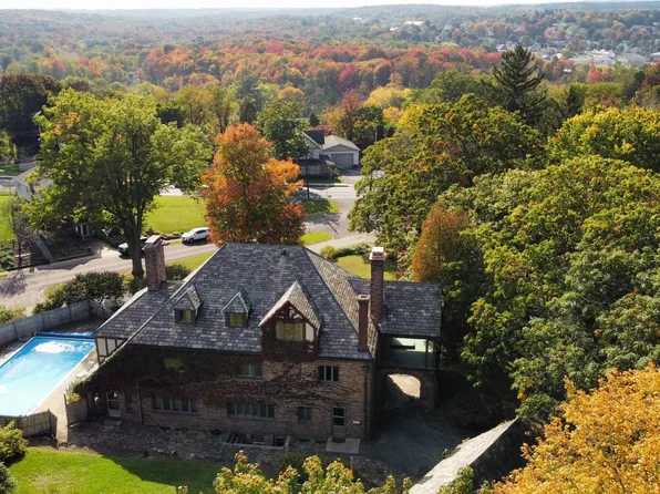 102 Windsor St, Philipsburg, PA 16866