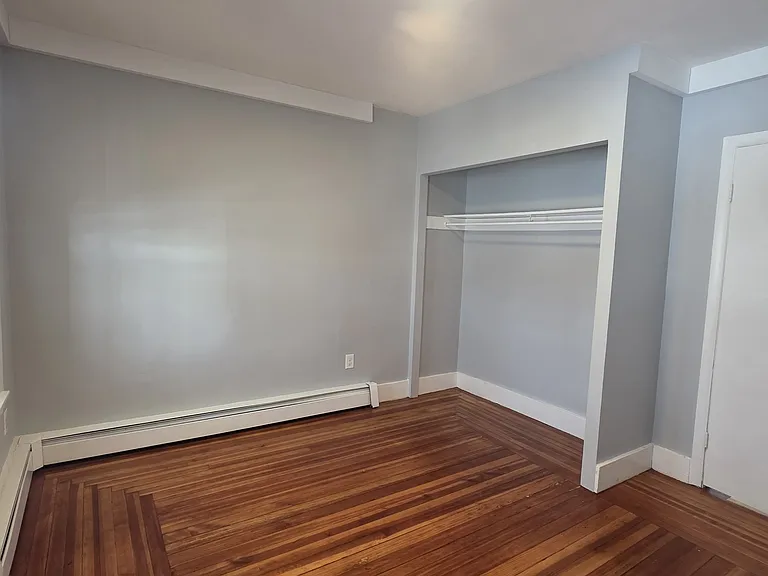 298 Oakland St #2L — Photo 9