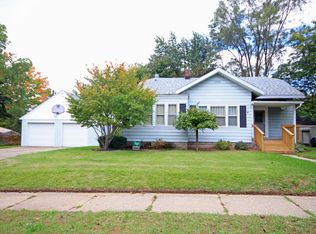 2935 Charlesgate Ave SW, Wyoming, MI 49509