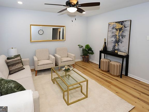 4th image of 1745 Rockbridge Rd NW