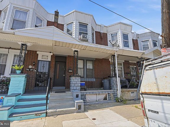 2nd image of 3220 D St