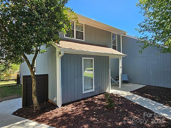 3rd image of 11433 Kingfisher Dr