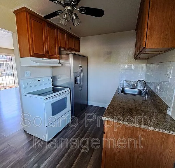 207 Brown St #2 — Photo 5