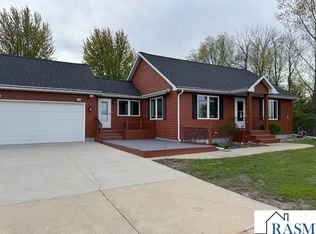 28081 470th St, Madison Lake, MN 56063
