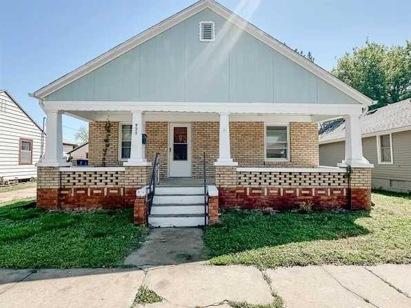 925 Sheridan St, Salina, KS 67401