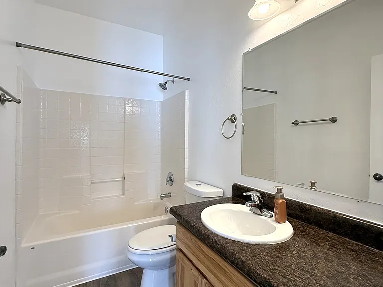 85 S Hillcrest Dr — Photo 15