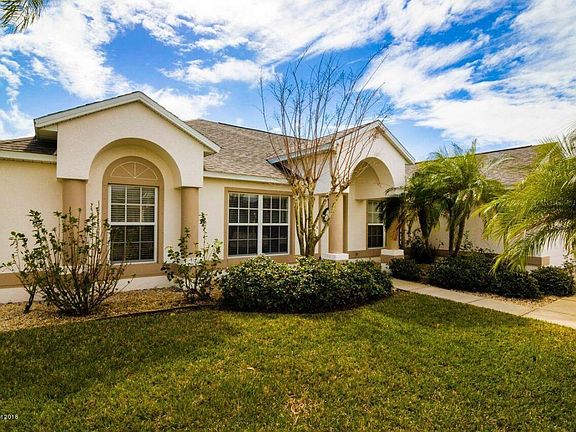 2nd image of 913 Coral Springs St