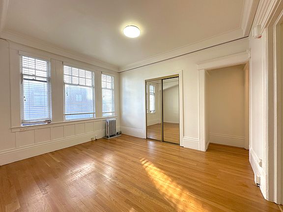 5th image of 1523 Sacramento St APT 3