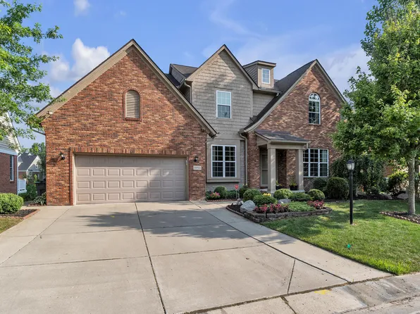 50501 Elmwood Ct, Plymouth, MI 48170