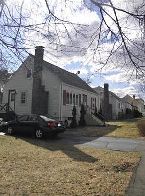 2nd image of 43 Saint Paul Ave