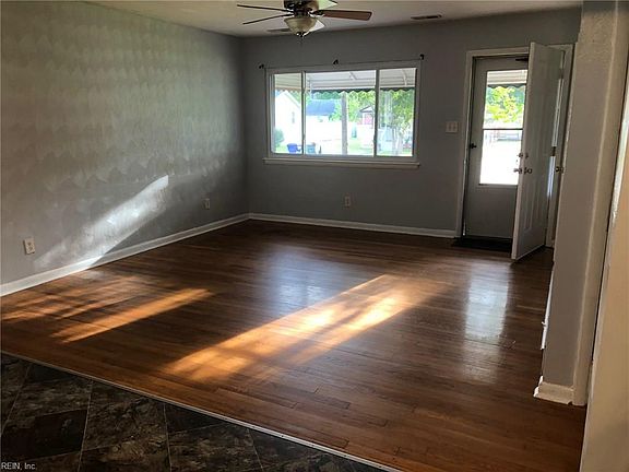 5th image of 1144 Clarence St