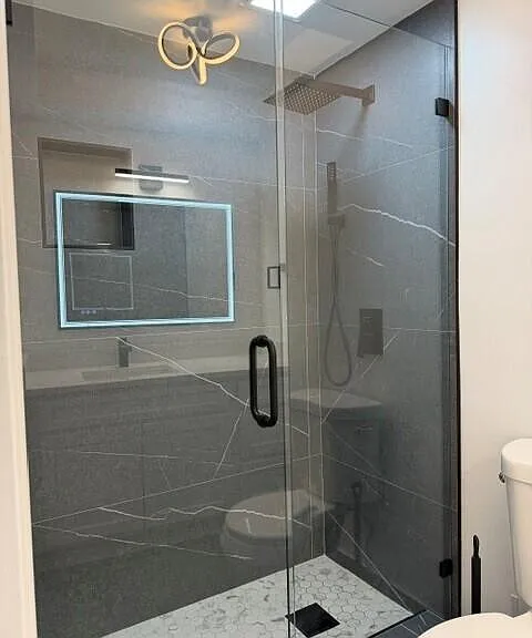 1110 N Riverside Dr #25 — Photo 12
